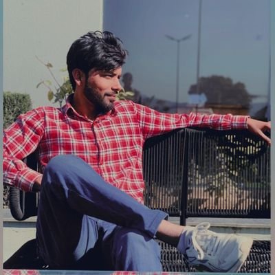 Hemantsaini_07's profile picture. In my dream👑🎗️😇 #_____Politician🙏🙏..#_____Social Worker 🙏🙏............
#_Student Leader For president Of College 😊