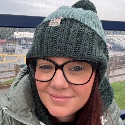 Teacherjonesy83's profile picture. 