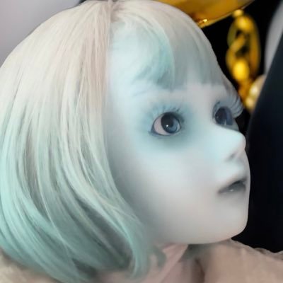 Vも実写もドール。本格的な活動は準備中。いっぱいいいねしてすみません🙇‍♀️ ̖́ ドール面制作▶︎ぬこパン様。#di面 #ドール面 #異色肌 #球体関節人形