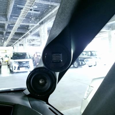 World0426's profile picture. コロナ過からDIYでカーオーディオ始めました、服、音楽、お酒が好き。無言フォロー歓迎、無言フォロー失礼いたします。
BLAM Multix 3way+STEG SST-50+JL13w3.
