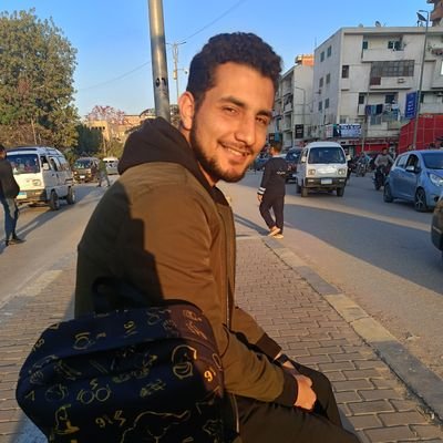 intern doctor - Benha University Hospitals (𝔽𝔾)
إن رأيتَ منى خَيراً فـادعُ لأبى بالرحمة، فكان هو كُل الخير ❤️.