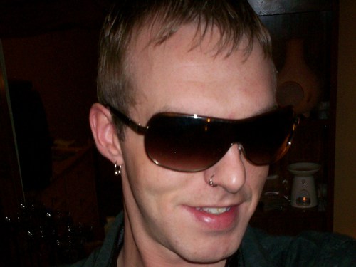 BoyAmerica's profile picture. Life is to short... So live, laugh and love one another.