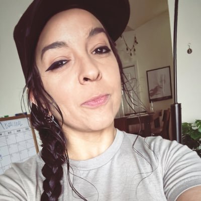 shabby_dame's profile picture. I am the final boss.
