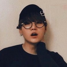 VK(preferred) and KV au writer🦋 • 24 • Ao3: Taekooks_Doll • Prefer writing: Fluff💗 and smut🔞 • Aus linked on 🔗 • (Fan Account)