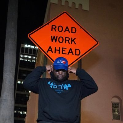 • 🎙️ Host of Reel Hoops on @mediaden_ network • 🔝@onlythereelent CEO • @ltdpod_ Co-Host