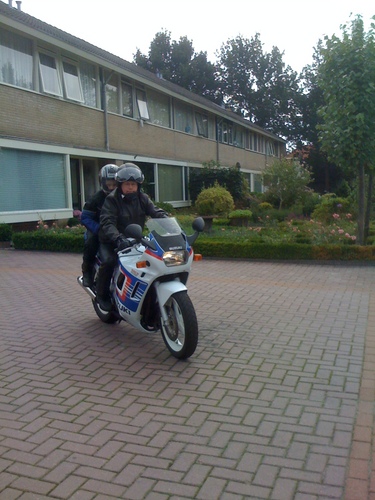 evertstroetinga's profile picture. married,3 kids,hobby's: motorbikes and div.sports.