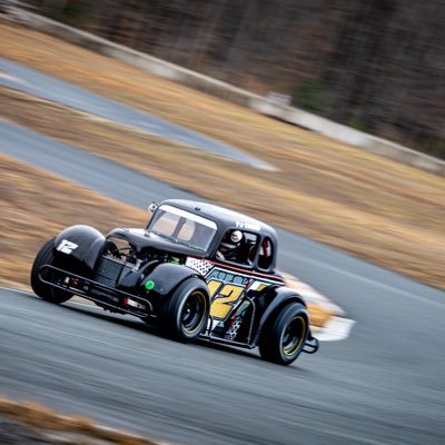 Full time INEX Legend driver from CT in his 4th season, part time late model for 2024. Check out @pjevansracing FB page for more pics and videos