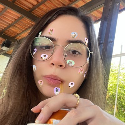 complicattd's profile picture. 🌼