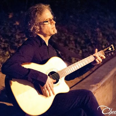 I’m a singer/songwriter based in Sacramento. Streaming on all sites