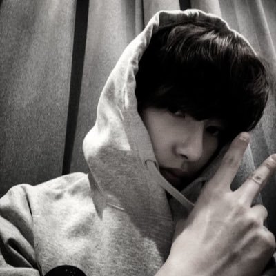 dafloersin's profile picture. why always me ?