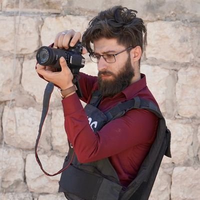 A journalist writer🖊️ ،Photojournalist📸
صحفي وناشط في الثورة السورية ومراسل ميداني 💚أكتب في الشأن السوري 🖊️ لسوريا أنتمي ولأجل شعبها وثورتي حياتي أفني 💚