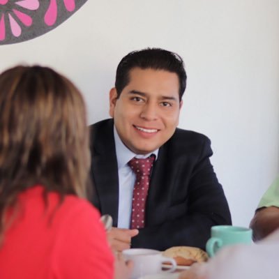 Diputado Local del Dtto. 12. por #Morena #TodoPorOaxaca secretario del comité estatal de morena Oaxaca, Lic. en Ciencias Políticas, Dip. Fed. suplente