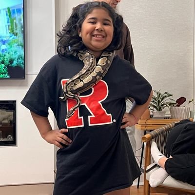 SmokeandFlyyy's profile picture. Ask about me.