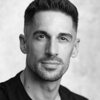 British Actor represented by @CollectiveAgts | Stalker in The Bodyguard @TheBodyguardUK 2023 | Prev: u/s Tony Manero in Saturday Night Fever🕺🏻