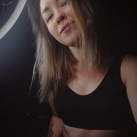 Irinhen2's profile picture. 