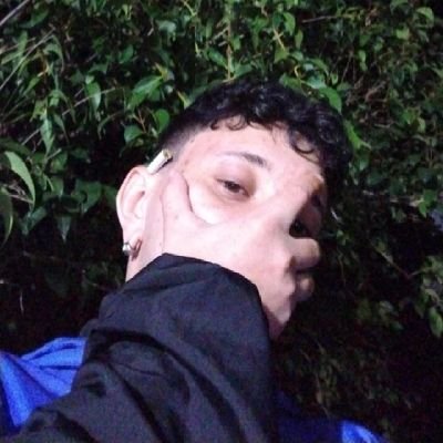 thuggerboyyy's profile picture. 1903