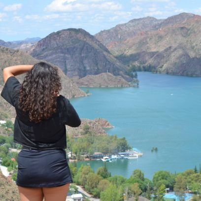 CamiiACMD's profile picture. Me bloquearon la otra cuenta je