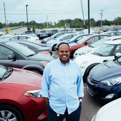 HLC Dealership 🚗 Father of 3 ❤️🧒🏿🧒🏿👩🏿 Supporter of allah🙏🏿🙏🏿——————  Head Coach of Leroy-Ostrander Cardinals