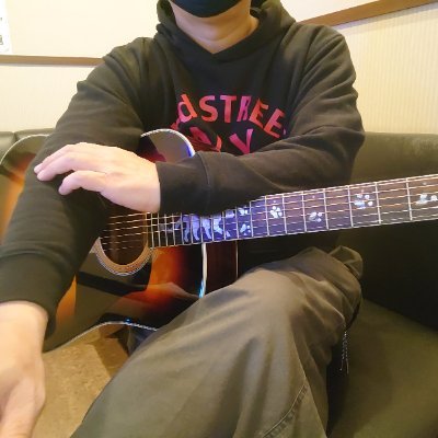 ◎YouTubeで音楽活動させて頂いております。
大江千里、チャゲアス、ミスチル、小田和正、山下達郎、藤井風、玉置浩二好きです。
◎ツイキャスでは音楽と雑談配信してます。
気まぐれツイートですがフォローはお気軽にお願いします❢あと無言フォローもお許しください🙏
※勧誘、投資、エロ垢、お断りします。