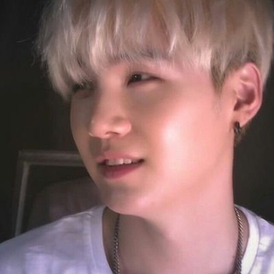 alks_alks_'s profile picture. si no t gusta mi cuenta solo bloqueame                                                               
    45 gw / 40kg ugw   
#edtwt #goretwt #shtwt #drugstwt