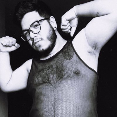 26. Regio. 🔞.  Si te gustan los hombres con la panza peluda estás en el perfil correcto🔥bearboy 🐻 🤎🧡💛🤍🏳️‍🌈 Insta👇🏽