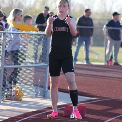 KHS ‘25🎓 | 4.0 GPA| Kearney T&F + XC 🏃🏼| 400 53.80 | 200 23.5 | 800 2:03 | 5k 17:25 |
