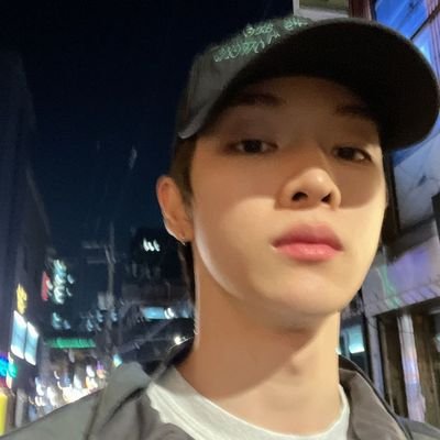 Sungchaneon's profile picture. I've never slept well since that day.