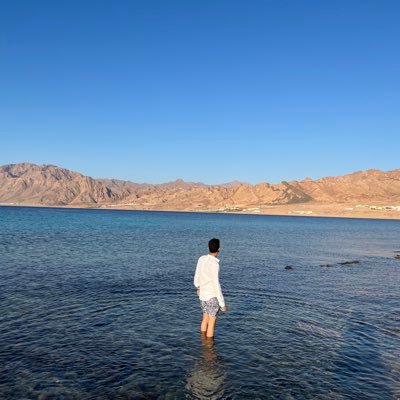 AhmedHasanain27's profile picture. medical student شقيان