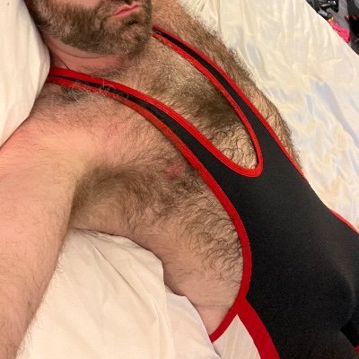 hairybod85's profile picture. Hairy lad in East London