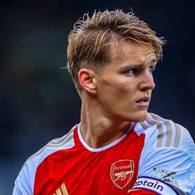 Rulin045's profile picture. TrustAllah
NeverSellYourSoul
TrustTheProcess✍️
Inshallah