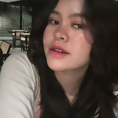 jjjjellya's profile picture. 