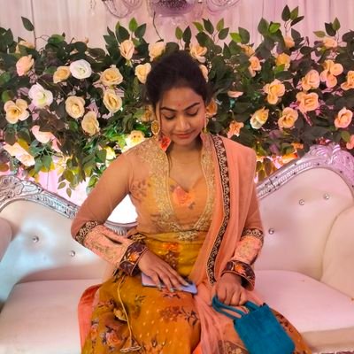 sakshisuman2015's profile picture. ✍🏻Satisfy ur Soul.. Not the Society🙏🏻