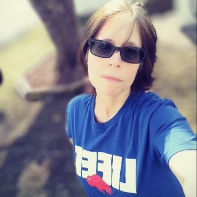 Mom • Wife⚭ 716📍Born and raised. It's always, Go Bills! #BillsMafia  Be happy, it drives people crazy. My hubs is my Jagermeister🦌🏕️✨