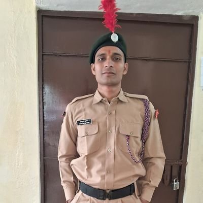 🙏♥️#हर_हर_महादेव♥️🙏#Love_to_play_Basketball🏀🏀#Want_wardi👮‍♂️🇮🇳#ArmyLover❤️❤️🇮🇳🇮🇳👨‍✈️👨‍✈️ 
#XDavian😍😍 
#Power_ând_Believe_myself💪💪