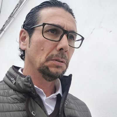 JoseAVilchez4's profile picture. Persistente, responsable y juguetón