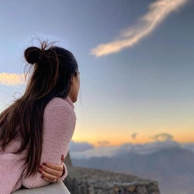 noty0urlady's profile picture. 🌸 Dreamer | Music lover 🎶 | Coffee addict ☕ | Moonlit strolls enthusiast 🌙 | Spreading positivity one smile at a time 😊 | Let's create memories together! 📸