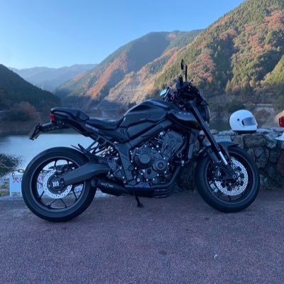 バイクと野球が好きなおっさんです(笑) よろしくお願いします。　　                 バイク　cb650r                                    TOKYO JAPAN                     #Instagram cb650r_verynice