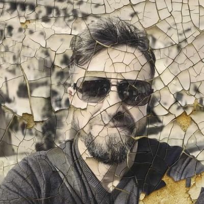 Se l'ingiustizia diventa legge, DISOBBEDIRE È UN DOVERE.
Nel tempo dell’inganno universale dire la verità è un atto rivoluzionario. Riseguo tutti, uniamoci.
