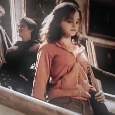 _grang6r's profile picture. 🎧 | 08.08.2019 .