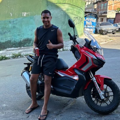 empreendedor😉Deus ainda realizar sonhos 🙌 Instagran @jswhiskeria sigam 👌