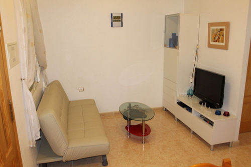 Holiday house for rent in Playa Flamenca.
From 250euros per week, TV and high speed wifi.
Near everything...