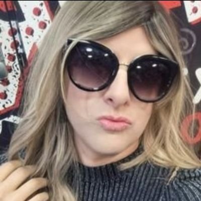 nadia_2122's profile picture. 🏳️‍⚧️ 
I'm just a girl in the world.
UK 🇬🇧 gay 🏳️‍🌈
Halloween horror lover, 
Witch in my past life 🔥🌟
