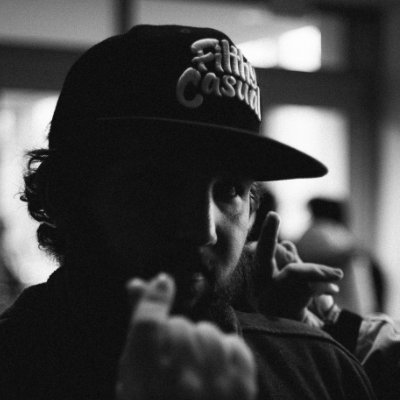 Twitch Content Creator • I make Harsh Noise Music • Metal Gear Enthusiast • Business Email: Twoinches@Frameloss.com https://t.co/7Aqp0ctZcl