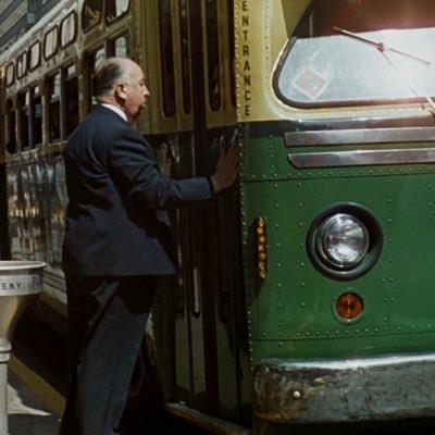 Si piensas que el cine está hecho del material en que se forjan los sueños… este es tú lugar. Cine, series y curiosidades 🎥 del séptimo arte. ¡Acompáñame!