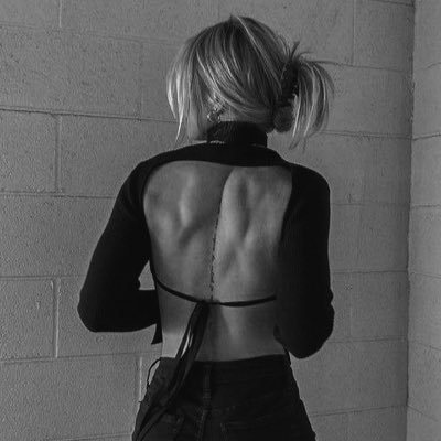 ecem_balikk's profile picture. Sabanci