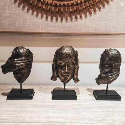 Damilolaeko's profile picture. Man United Fan since ‘05|| A wanna be punter 🙄