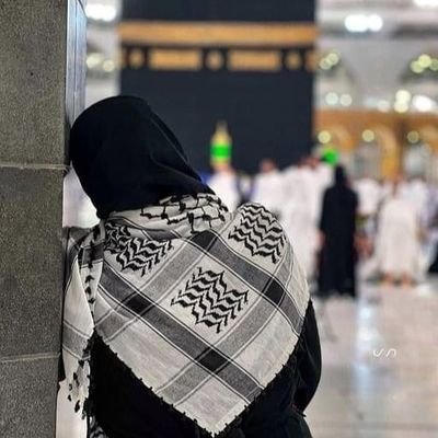 يا رب،
أجِب دعائي
أعطني مسألتي
قُرّ عيني بمُرادي
يا قادرًا علىَ قضاء حوائجي، وإن عزَّ مطلبي.