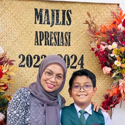 a medical doctor, a wife, a mother, a daughter, a muslim, and a fighter.. Physician and Member of #medtweetMY