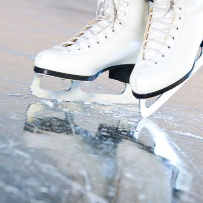 SynchPeeps's profile picture. a free platform to share out your lovely ideas about synchro skating🤪