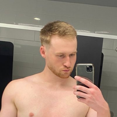 joshie_jy's profile picture. 